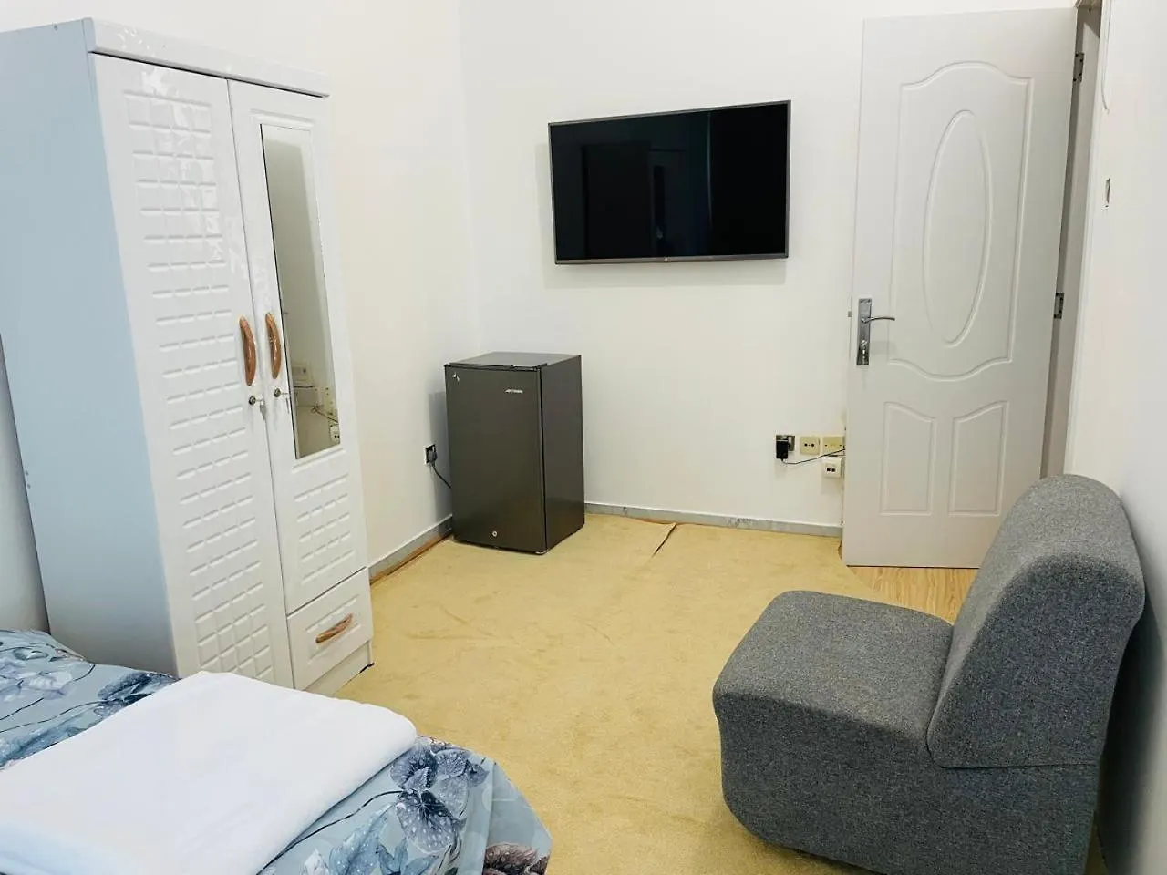 Cozy Haven-Furnished Room 5 Αμπού Ντάμπι Ηνωμένα Αραβικά Εμιράτα